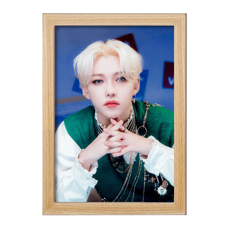 تابلو خندالو مدل فلیکس گروه استری کیدز Stary Kids  کد 16897