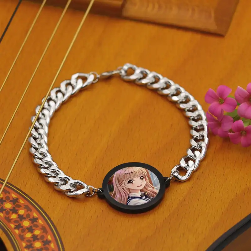 دستبند ناکسیگو مدل دختر انیمه ای کد BZ7172