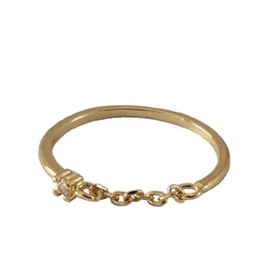 انگشتر نقره زنانه مدل زنجیر و نگین