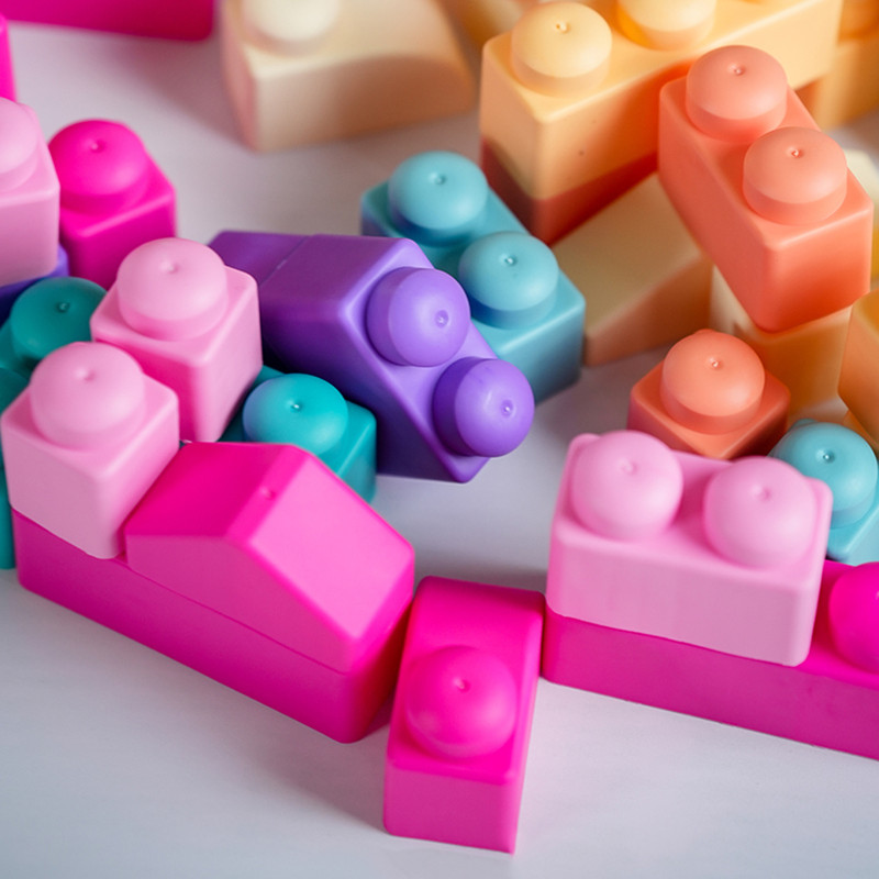 ساختنی مدل BLOCKS طرح صندلی کد 81-6611