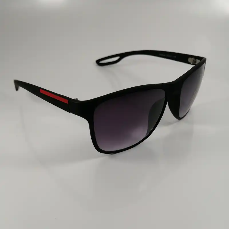 عینک آفتابی مدل Runway