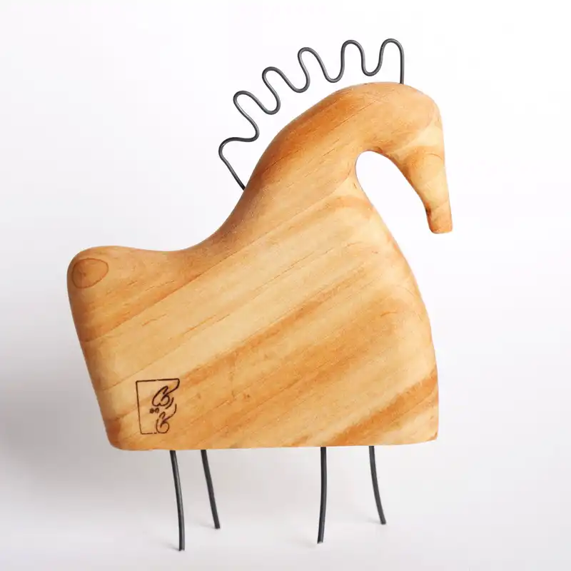 مجسمه چوبی کارکیا طرح اسب کد W20