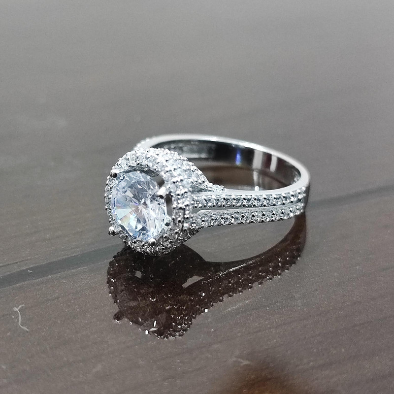 انگشتر نقره زنانه مدل جواهری سولیتر تاجی JW5049