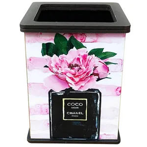 استند لوازم آرایشی مدل عطر دخترانه