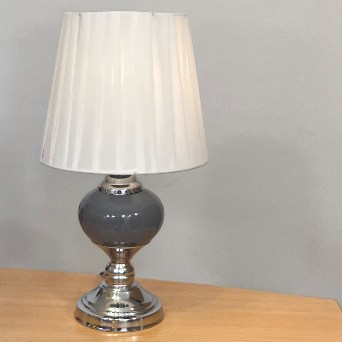 آباژور رومیزی نورهام مدل NHM-C-GRAY-21