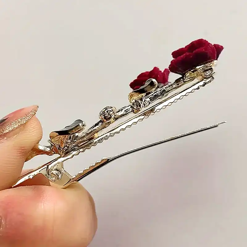 گیره مو زنانه مدل گل رز لوکس پنسی brg 887