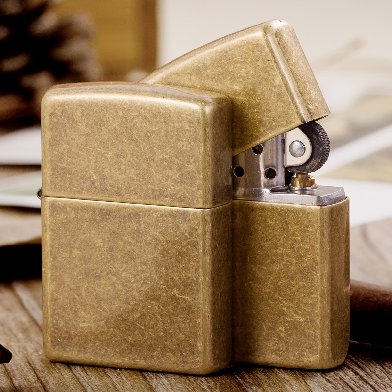 فندک زیپو مدل 201FB -ANTIQUE FNSH/ANTQ BRASS