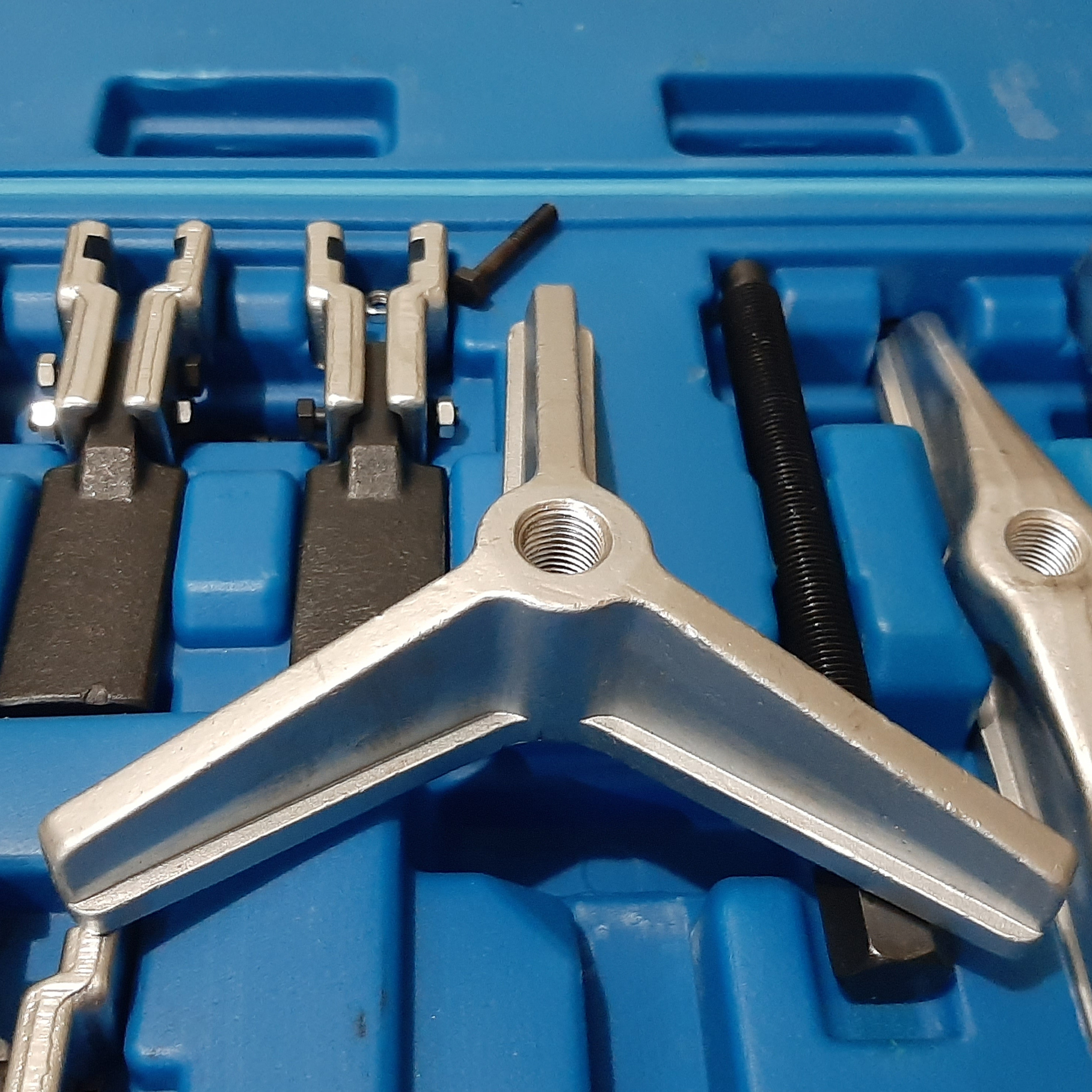 پولی کش مدل XV33 مجموعه 13 عددی پولی کش مدل XV33 مجموعه 13 عددی