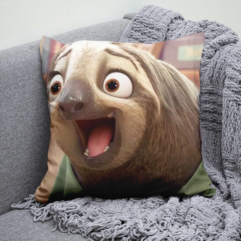 کوسن پاد آفرین مدل زوتوپیا طرح خرس تنبل کد  B1100