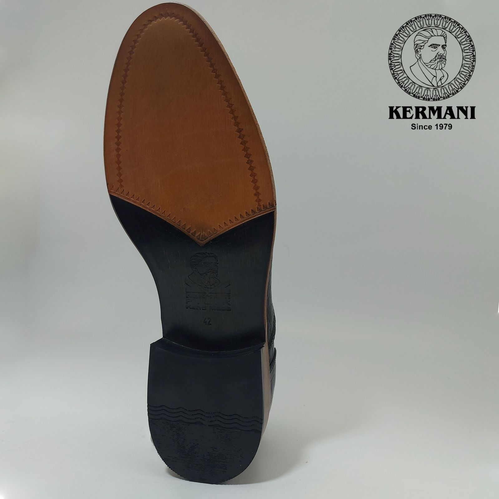 کفش مردانه کرمانی مدل تمام چرم طبیعی کروکو دستدوز کد 350 رنگ مشکی -  - 4