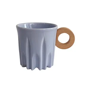 ماگ مدل دسته چوبی