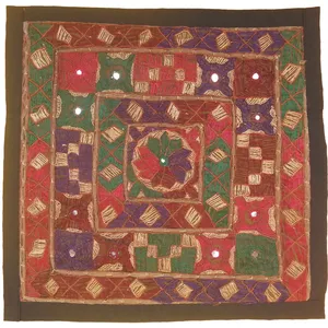 رومیزی سوزن دوزی مدل عسلی کد SOO42