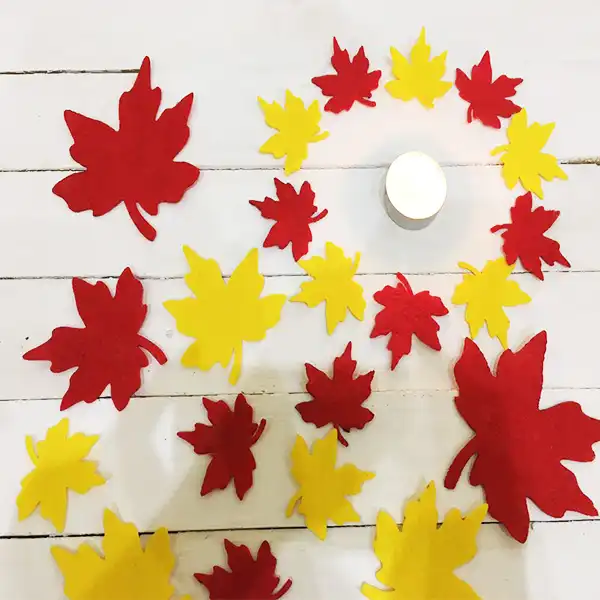 دکوری مدل برگ پاییزی افرا کد 423 مجموعه 12 عددی