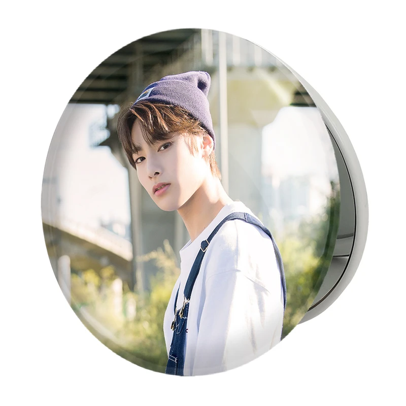 آینه جیبی خندالو طرح آی ان گروه استری کیدز Stray Kids مدل تاشو کد 11862 