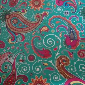کاغذ کادو مدل بته جغه بسته 2 عددی