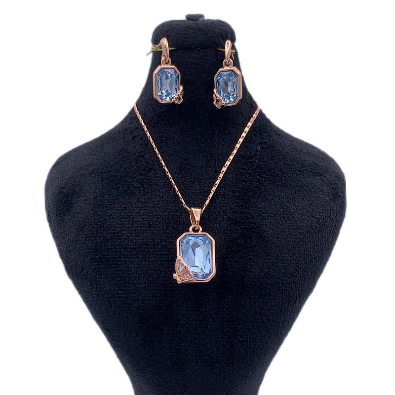 نیم ست زنانه کلیو مدل KYNIMCL001