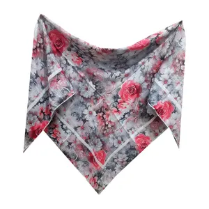 روسری زنانه مدل حریر کرپ طرح گل