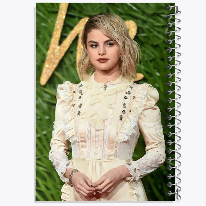 دفتر ژورنال نویسی 50 برگ خندالو مدل نقطه ای طرح سلنا گومز Selena Gomez کد 19205
