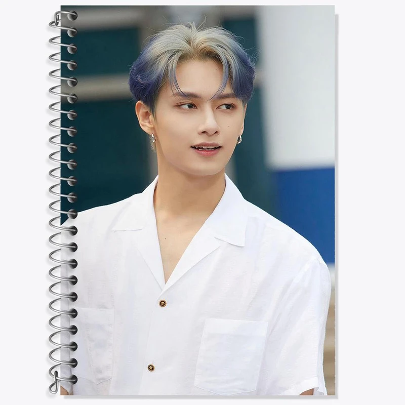 دفتر زبان 50 برگ خندالو مدل دو خط طرح جونهی گروه سونتین Seventeen کد 21603