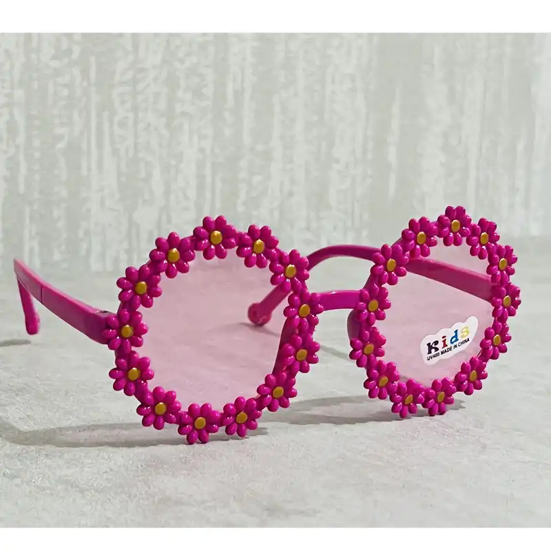 عینک آفتابی بچگانه مدل شفاف طرح گل بابونه 2 کد SO RKH A