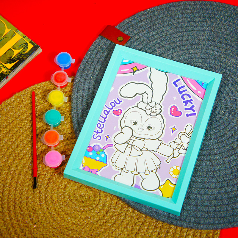 بسته رنگ آمیزی مدل Lucky مجموعه 8 عددی