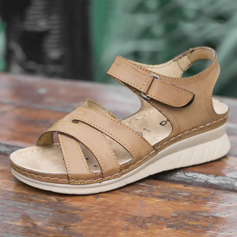 صندل زنانه مدل ماماپا کد آتوسا رنگ عسلی