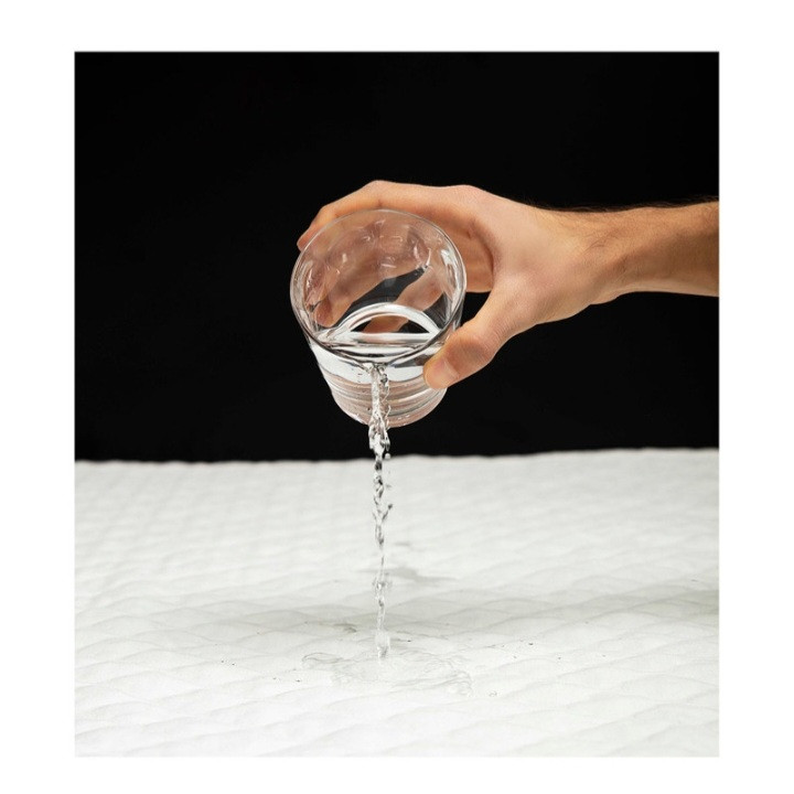 محافظ تشک نیکیا مدل ضد آب  دو نفره سایز 140×200 سانتی متر