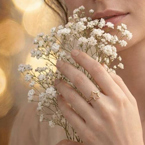 انگشتر طلا 18 عیار زنانه گالری رحمانی مدل ستاره کد 010 - 4
