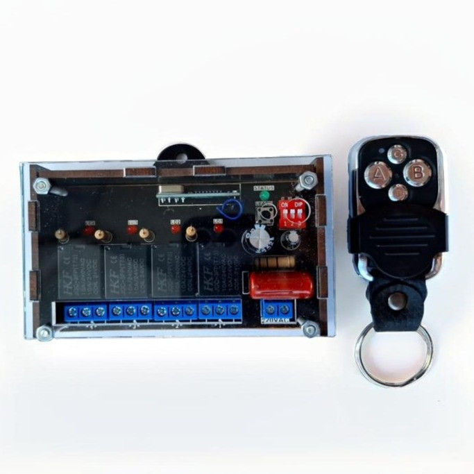 ریموت کنترل چهار کانال مدل R4CH-220AC