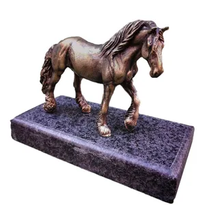 مجسمه برنجی مدل اسب شایر کد RP1026