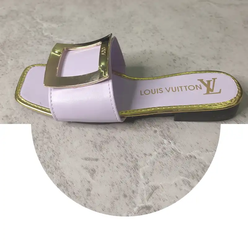 صندل زنانه مدل لوییس