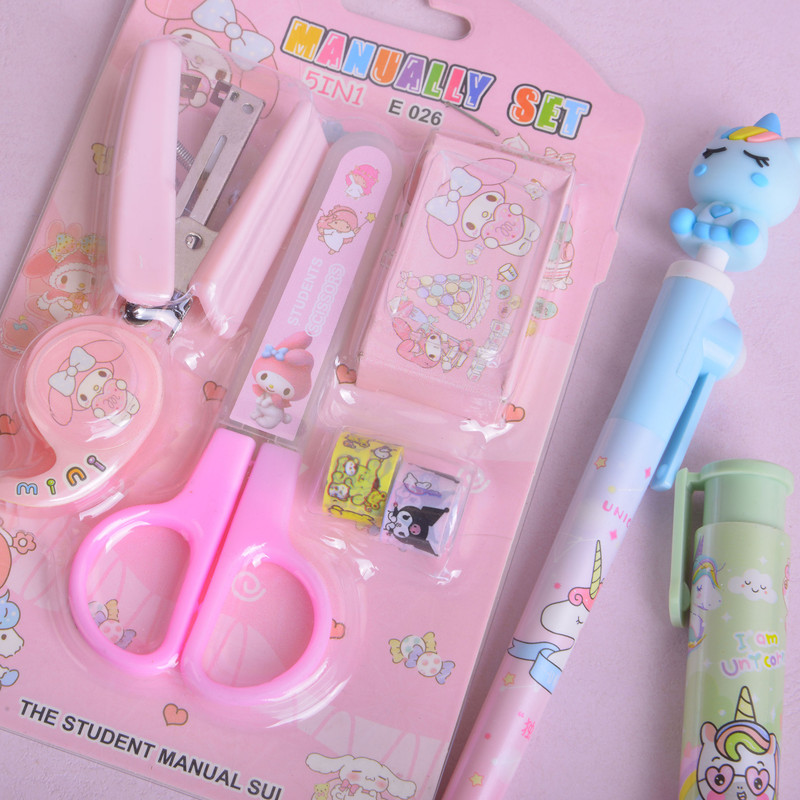 بسته لوازم تحریر مدل ملودی طرح سانریو بسته 8 عددی