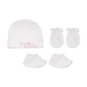 ست کلاه و دستکش و پاپوش نوزادی پاپو مدل newone05