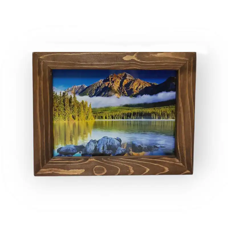 قاب عکس چوبی مدل 13.18