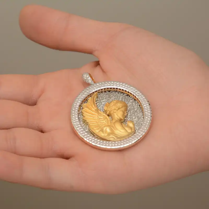 آویز گردنبند طلا 18 عیار زنانه طلای مستجابی مدل آوا کد 001