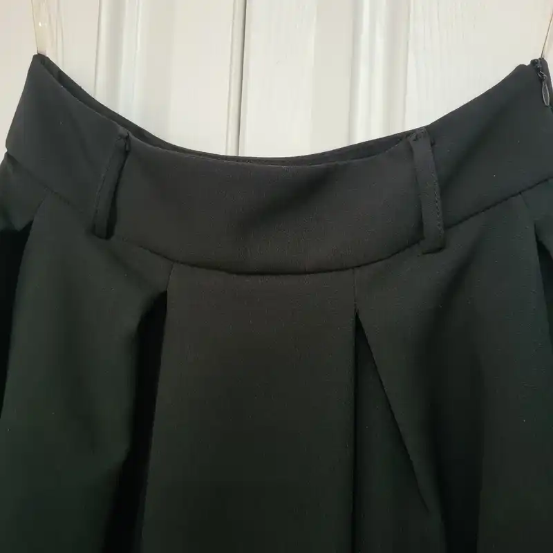 دامن پلیسه‌دار زنانه لاور مدل مجلسی