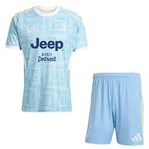 ست تی‌شرت آستین کوتاه و شلوارک ورزشی مردانه مدل یوونتوس Away 2026