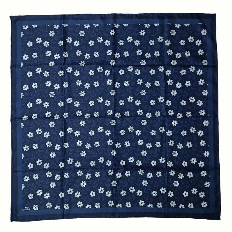 روسری زنانه مدل ابریشم توییل دست دوز کد 1004