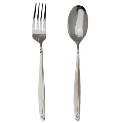 ست قاشق و چنگال چی بخرم؟