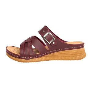 دمپایی زنانه پاپا مدل دلوین