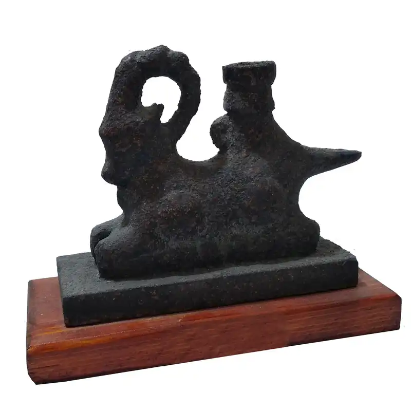 مجسمه مدل پیه سوز تک شاخ