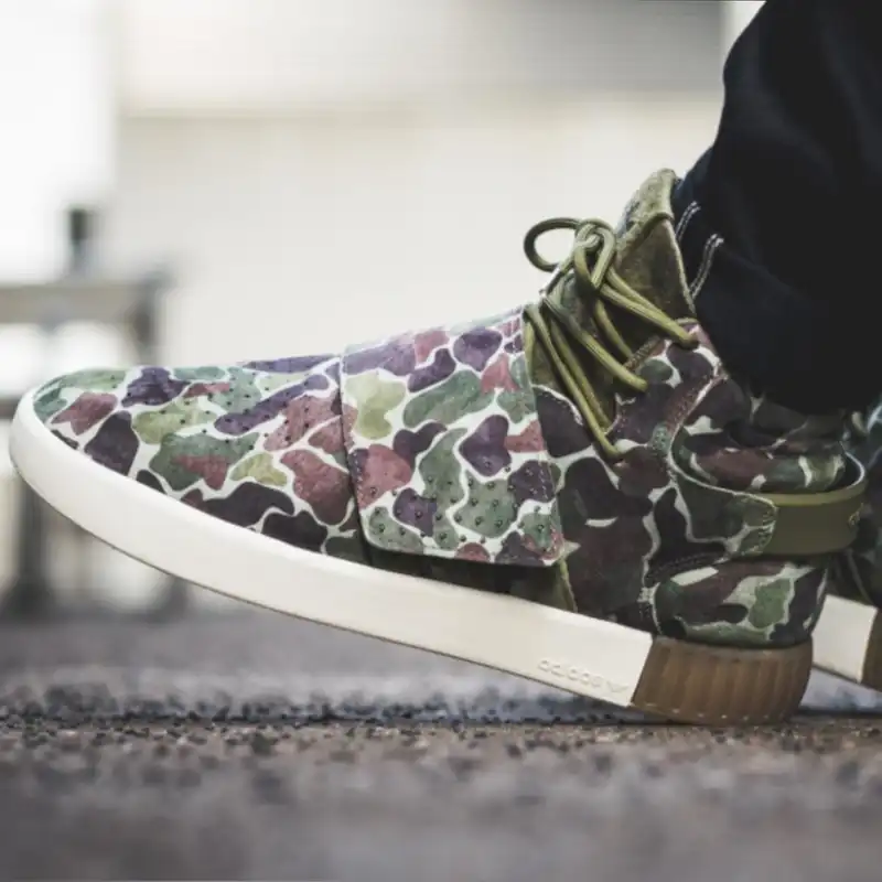 کفش راحتی زنانه مدل tubular