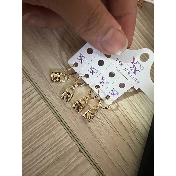 گوشواره زنانه وای اس ایکس مدل قفل آویز کد 84521