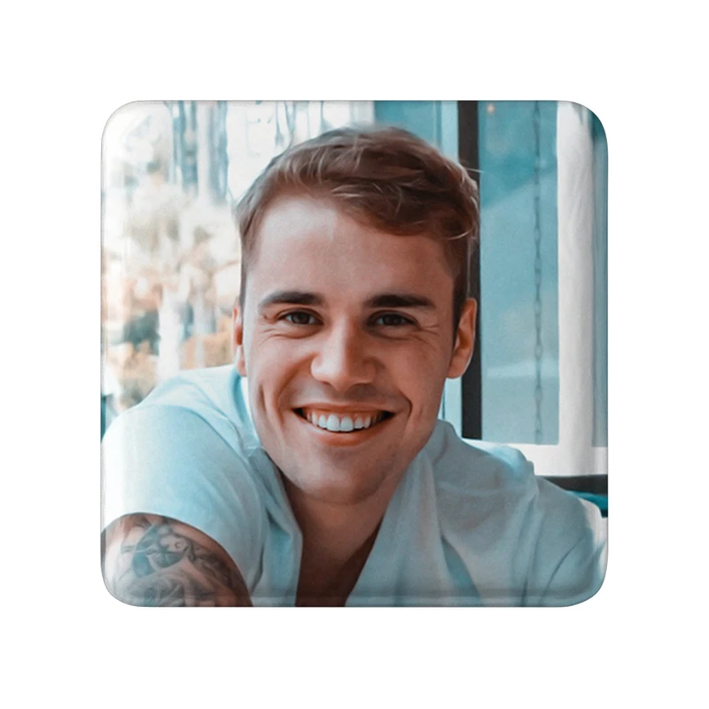 مگنت خندالو طرح جاستین بیبر Justin Bieber مدل مربعی کد 19030