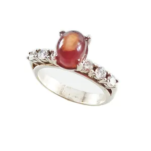 انگشتر نقره زنانه مدل عقیق لامپی سه پوست کد RINGAG6603