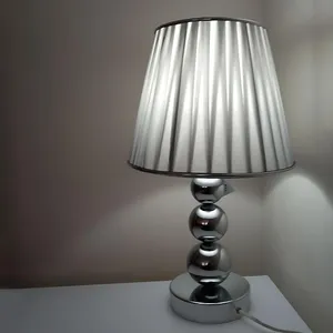 آباژور رومیزی نورهام مدل NHM -678- 28