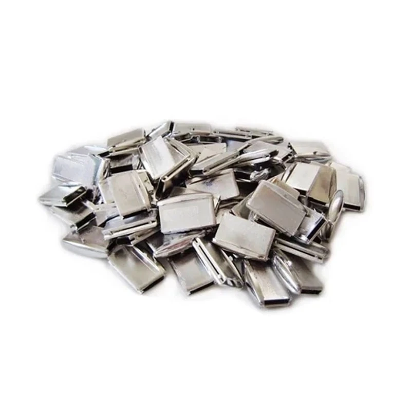 نگین سپر و جلو پنجره خودرو چیکال مدل فابریک طرح گیره ای کد P-2042 مناسب برای شاهین/ساینا/کوییک بسته 60 عددی