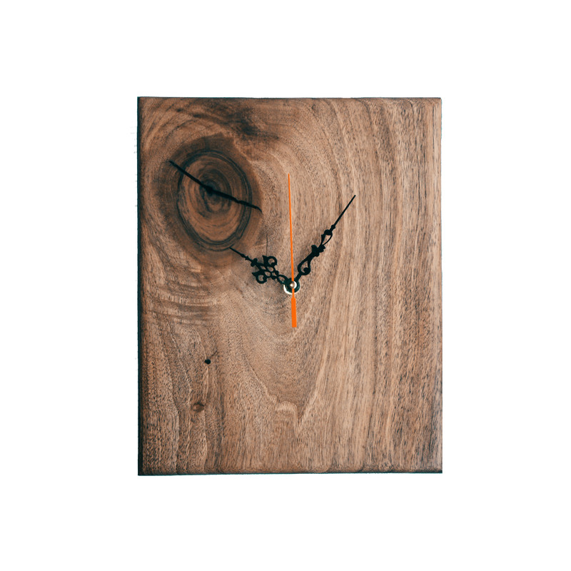 ساعت دیواری چوبی مدل گردو