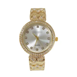 ساعت مچی عقربه ای زنانه مدل نگین‌ دار کد 05