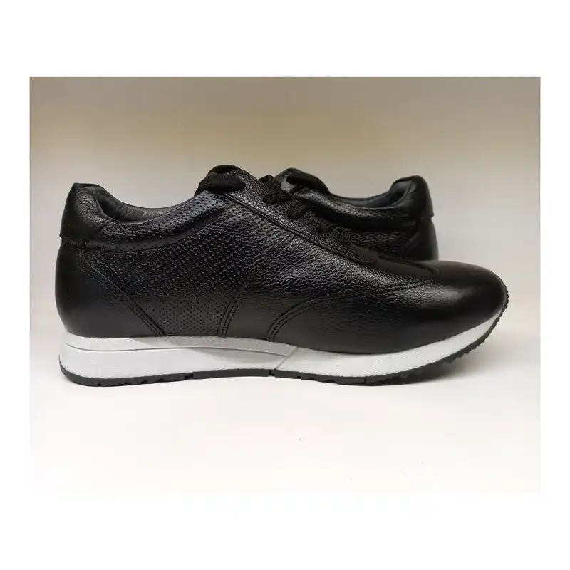 کفش روزمره زنانه سرزمین چرم کد 141807 رنگ مشکی